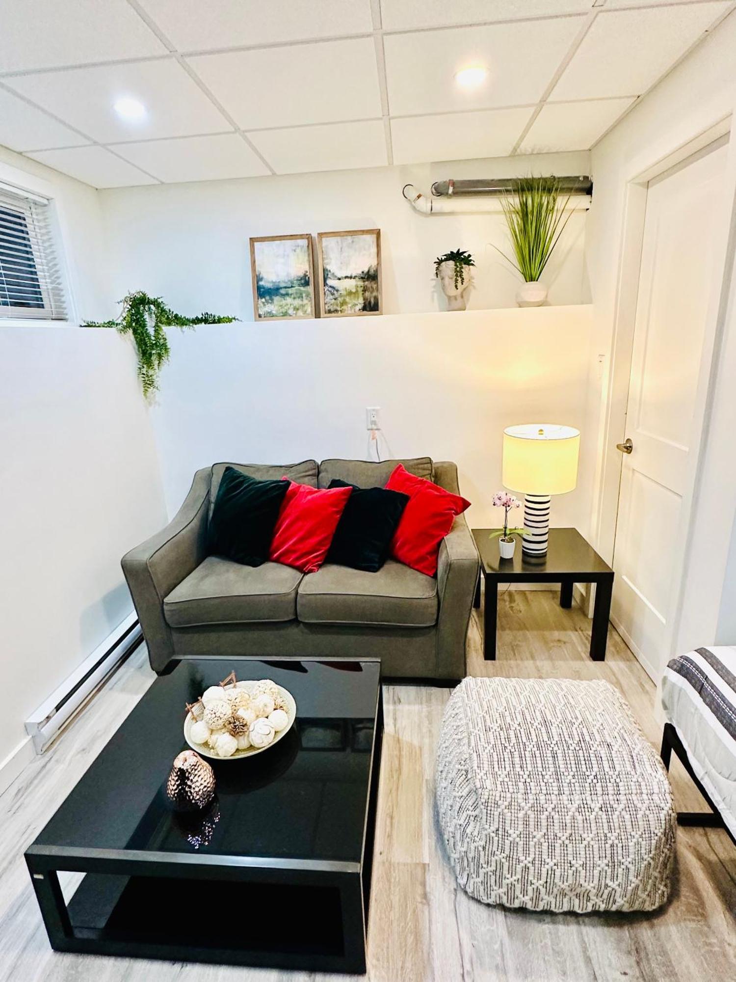 Cozy & Bright Home With Parking Βικτώρια Εξωτερικό φωτογραφία
